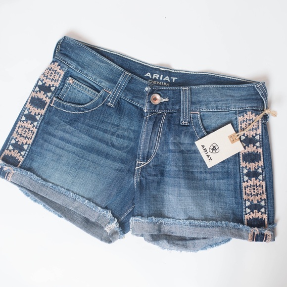 ariat boyfriend shorts